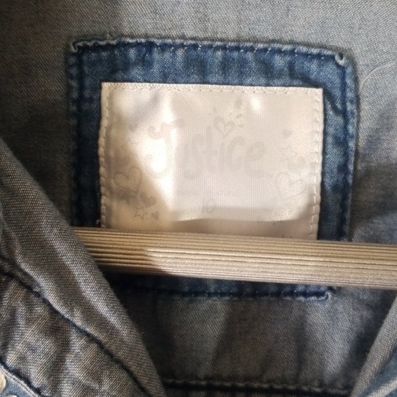 Justice blue buttons down shirt.  Size 10 - Picture 4 of 8